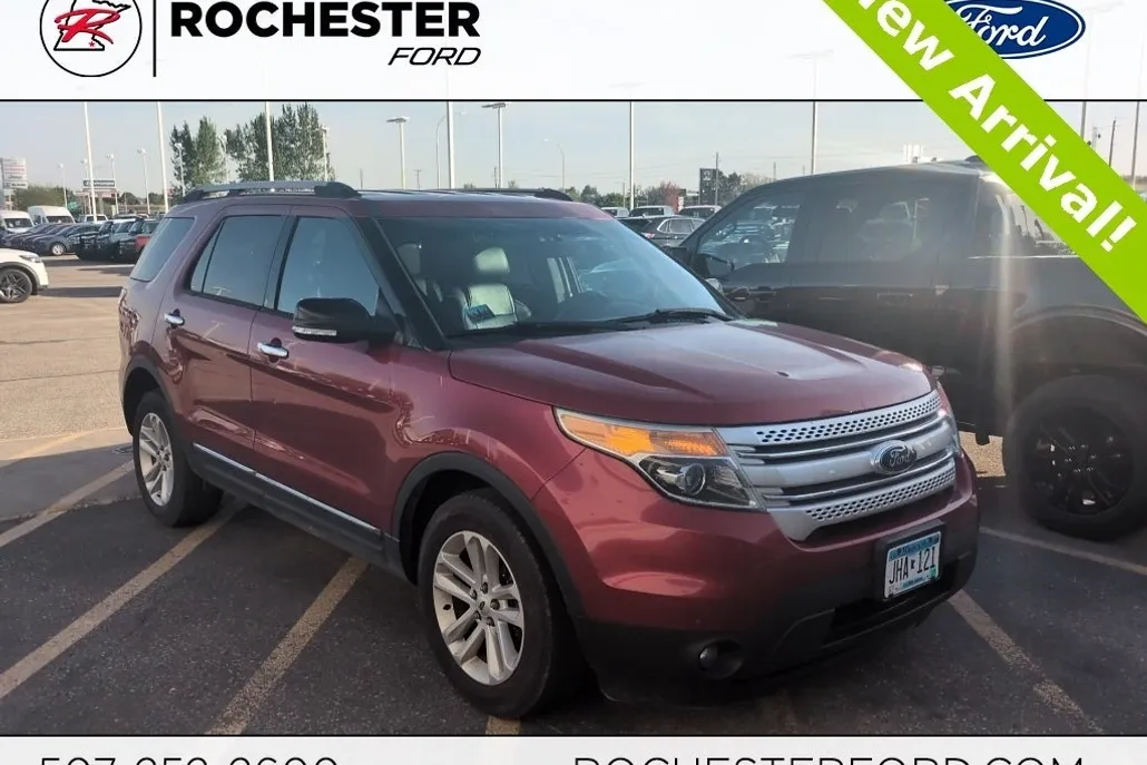 2014 Ford Explorer XLT photo 1
