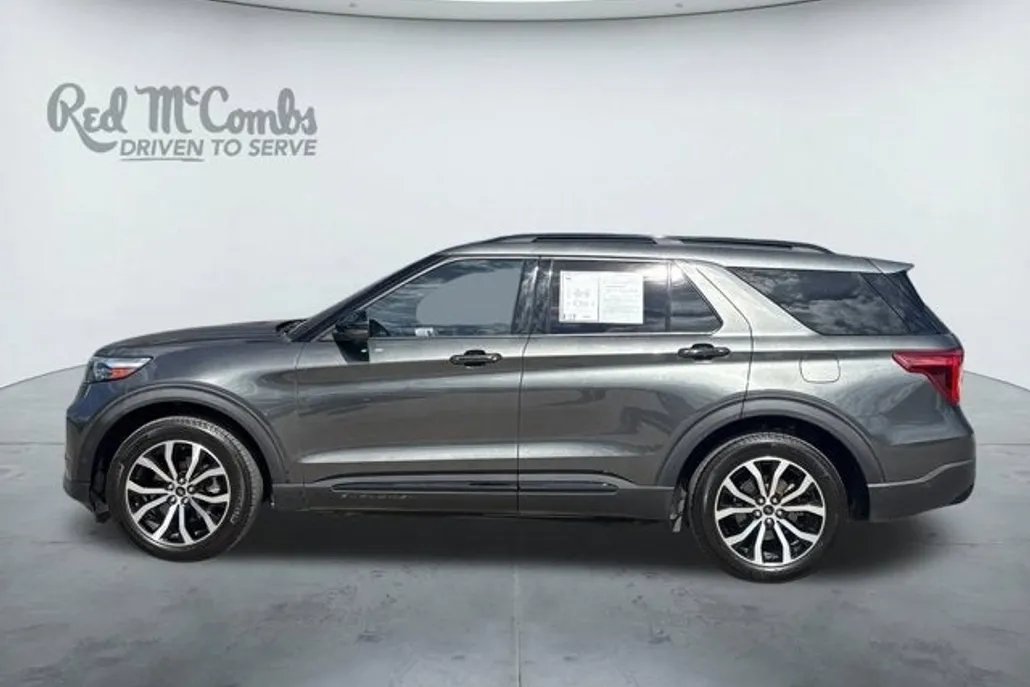 2020 Ford Explorer ST photo 1