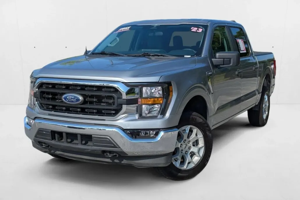2023 Ford F-150 XLT photo 1