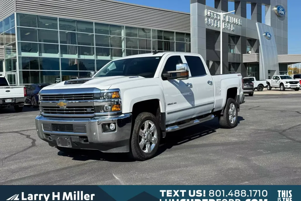 2017 Chevrolet Silverado 2500HD LTZ photo 1