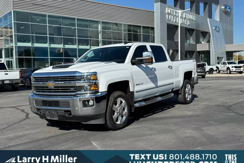 2017 Chevrolet Silverado 2500HD LTZ photo 1