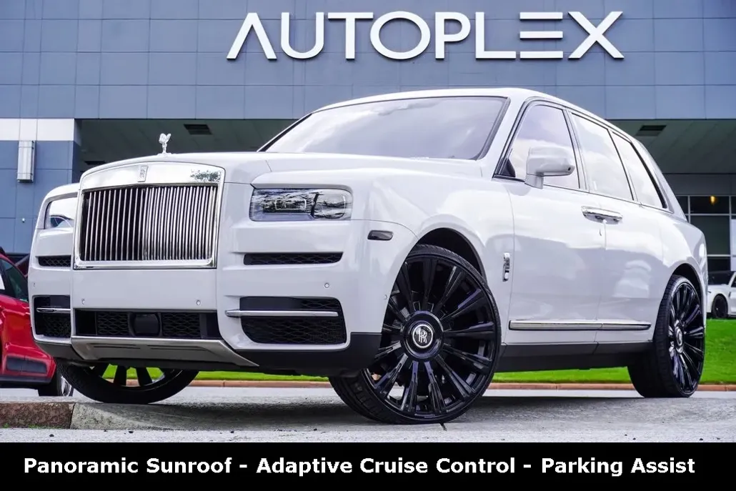 2020 Rolls Royce Cullinan photo 1