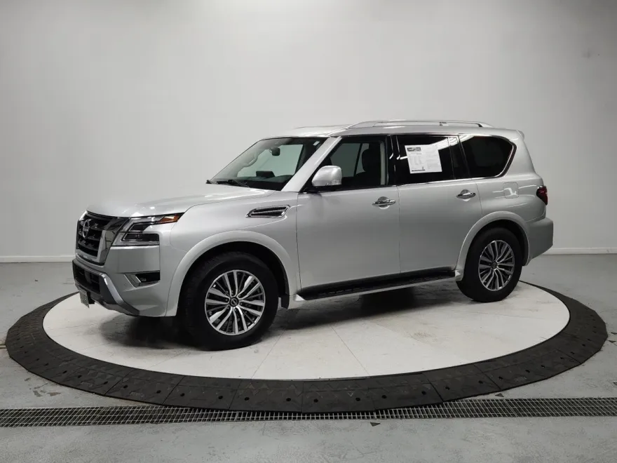 2024 Nissan Armada SL photo 1