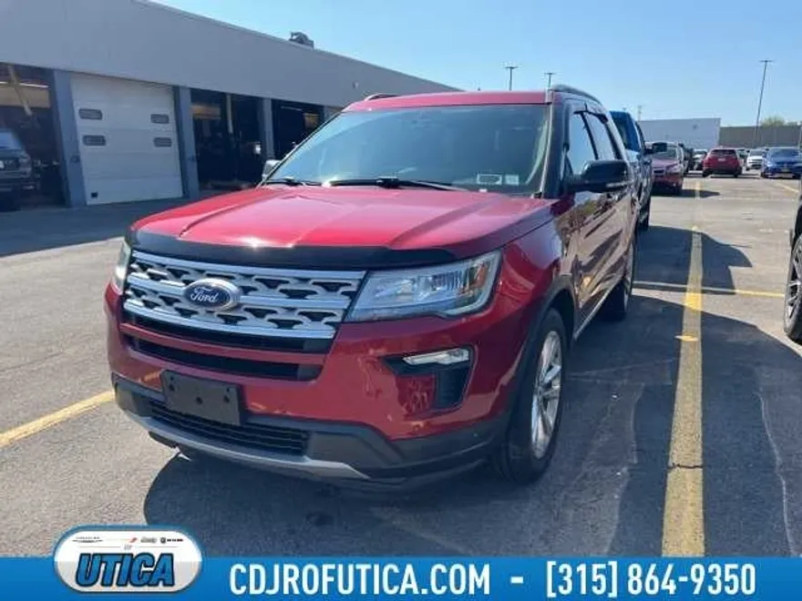 2018 Ford Explorer XLT photo 1