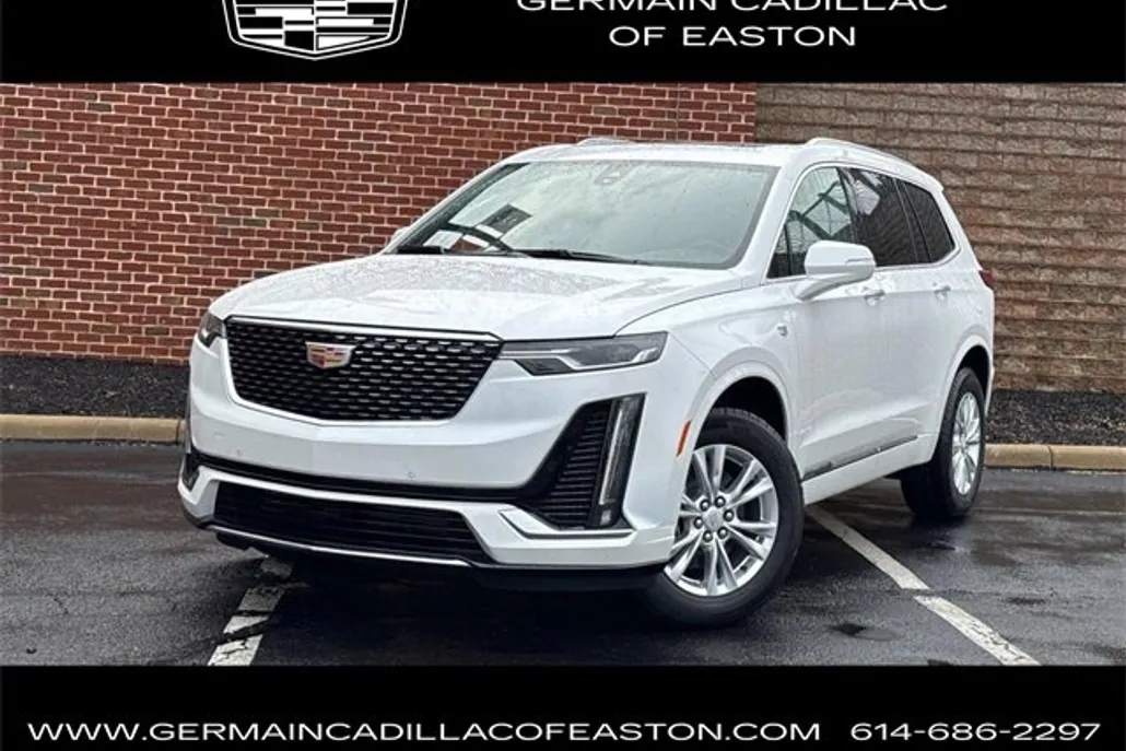 2025 Cadillac XT6 Luxury photo 1