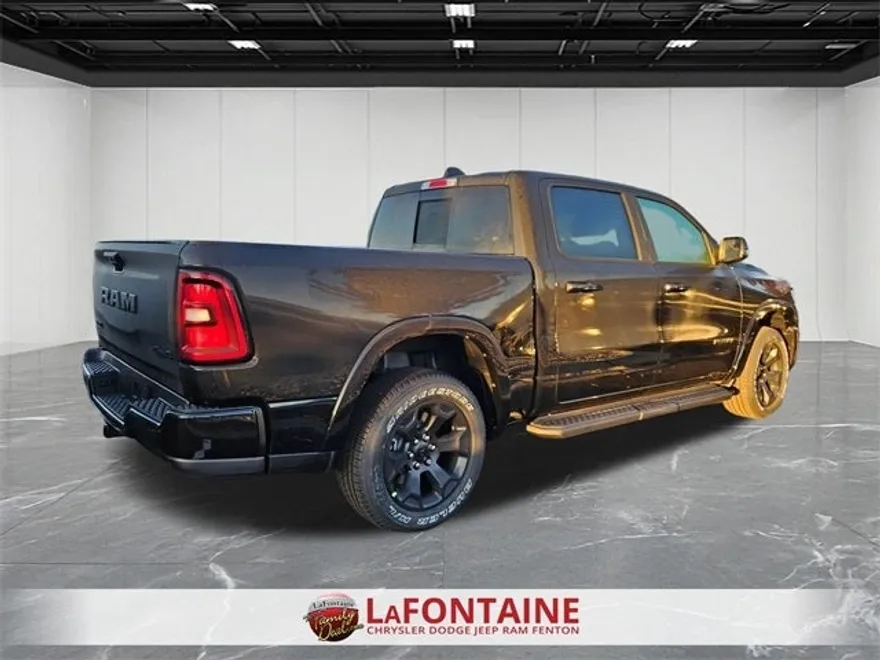 2025 Ram 1500 Big Horn photo 1