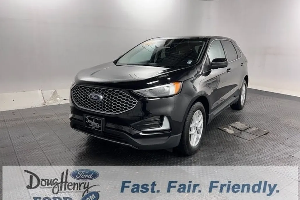 2024 Ford Edge SEL photo 1