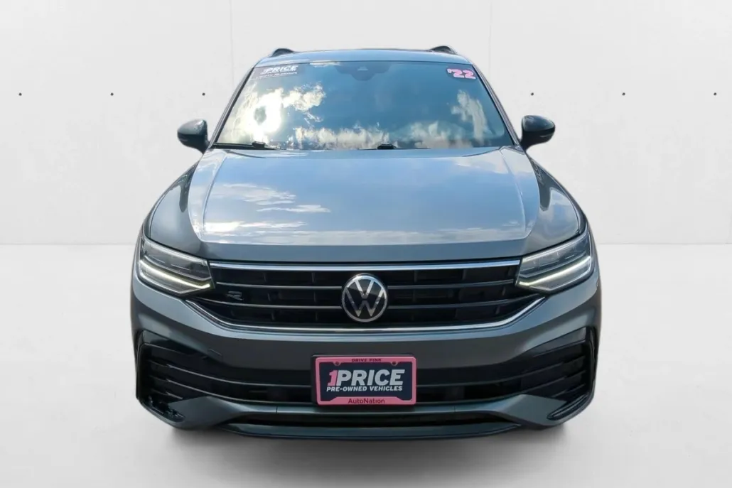 2022 Volkswagen Tiguan SE R-Line Black photo 1