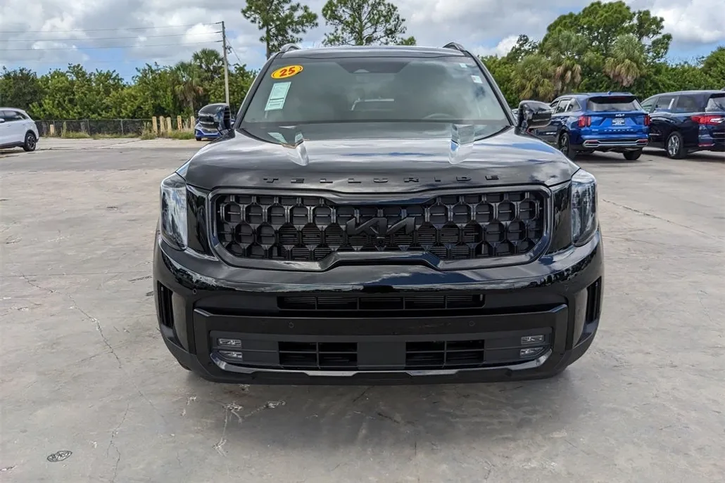 2025 Kia Telluride X-Line photo 1