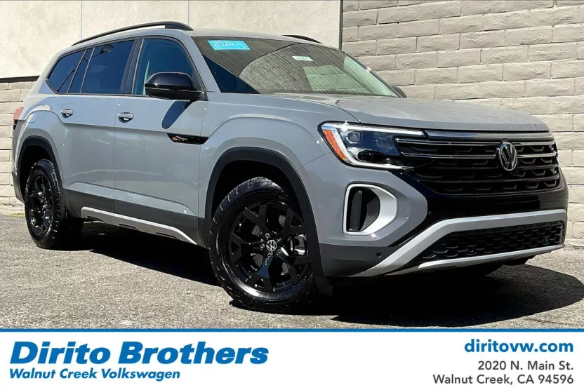 2024 Volkswagen Atlas Peak Edition SE Technology photo 1