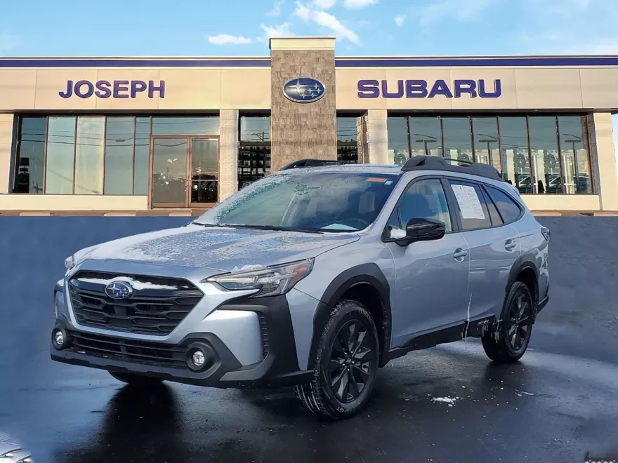 2025 Subaru Outback Onyx Edition photo 1