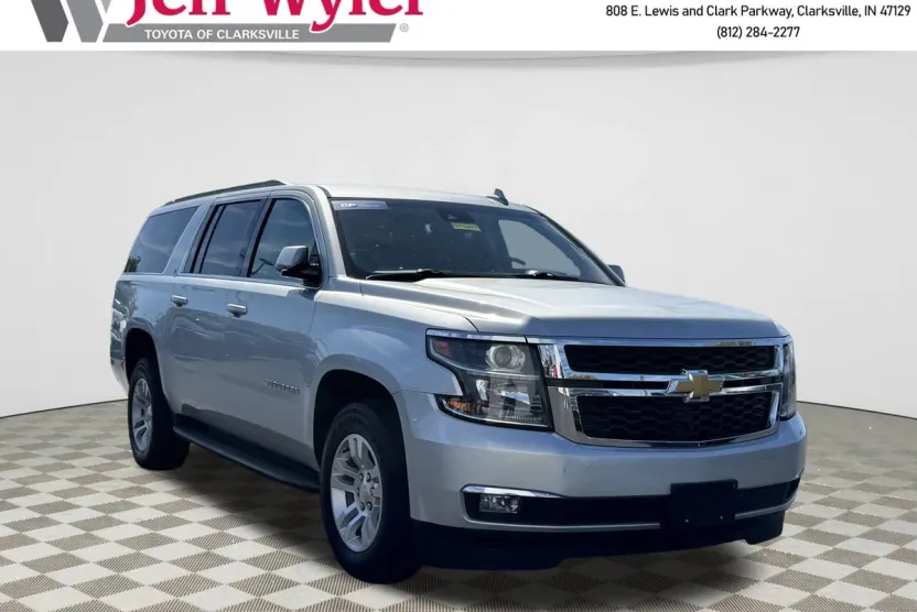 2020 Chevrolet Suburban LT photo 1