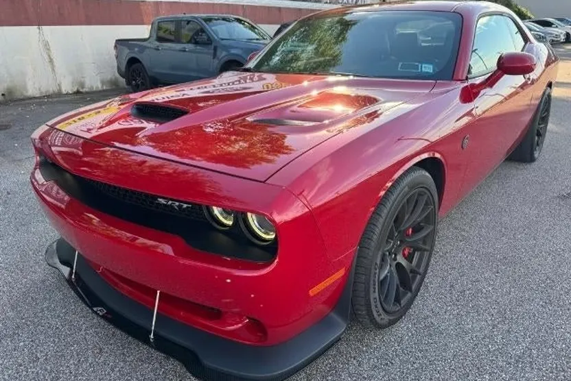 2016 Dodge Challenger SRT8 Hellcat photo 1