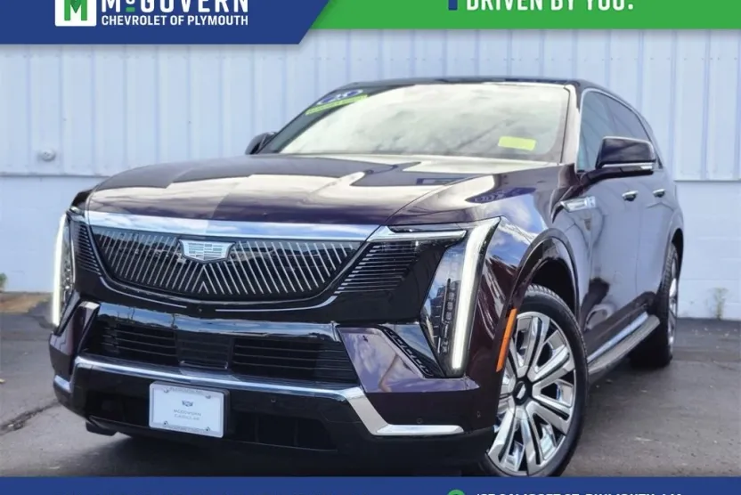 2025 Cadillac Escalade IQ Luxury photo 1
