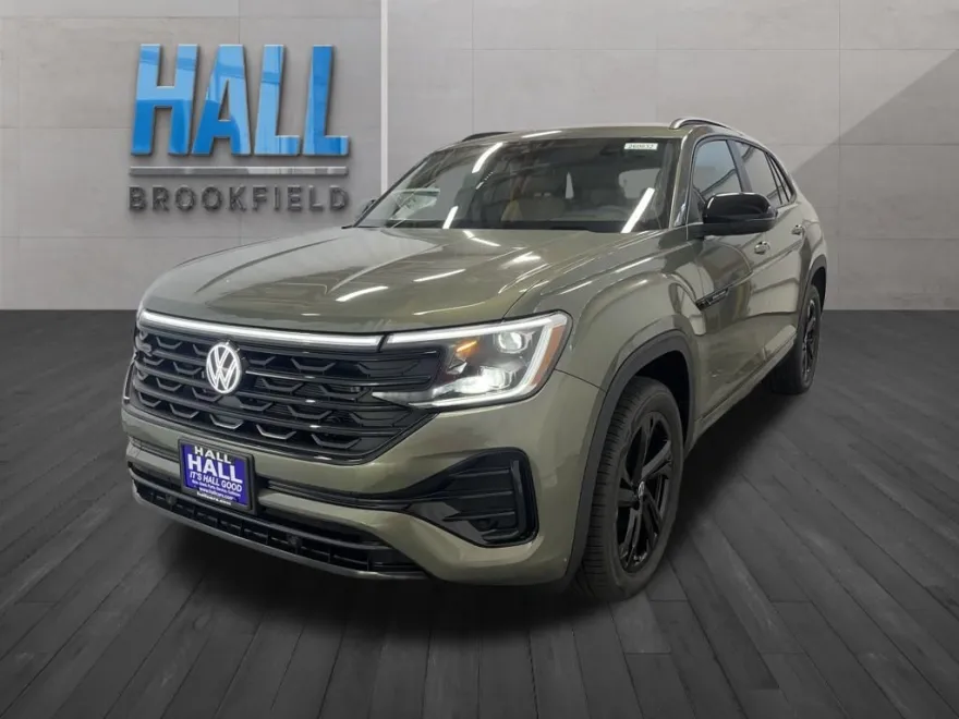 2026 Volkswagen Atlas Cross Sport SEL R-Line photo 1