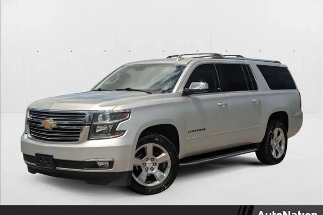 2020 Chevrolet Suburban Premier photo 1
