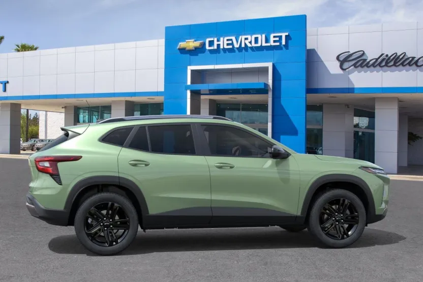 2026 Chevrolet Trax ACTIV photo 1