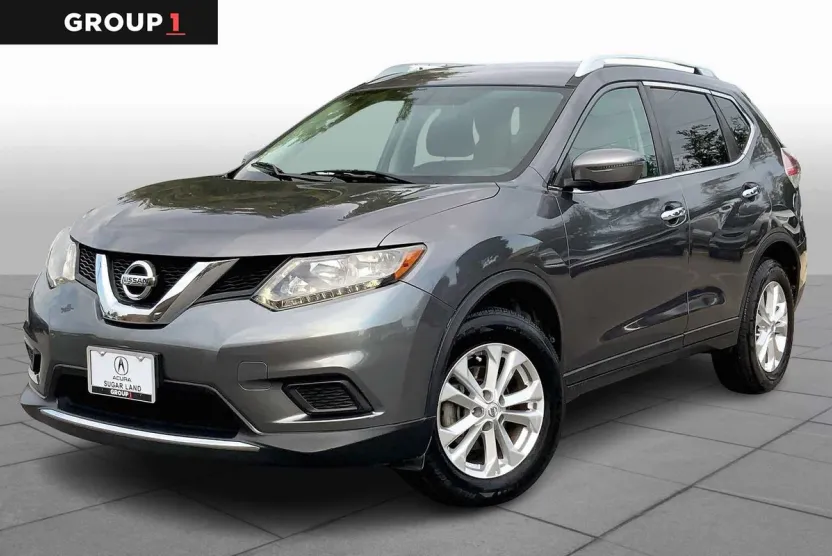 2016 Nissan Rogue SV photo 1