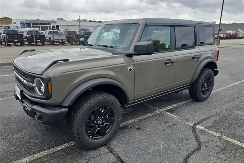 2025 Ford Bronco Big Bend photo 1
