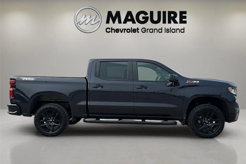 2022 Chevrolet Silverado 1500 LT Trail Boss photo 1
