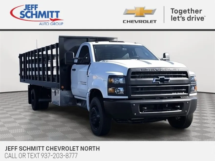 2024 Chevrolet Silverado 6500HD Work Truck photo 1