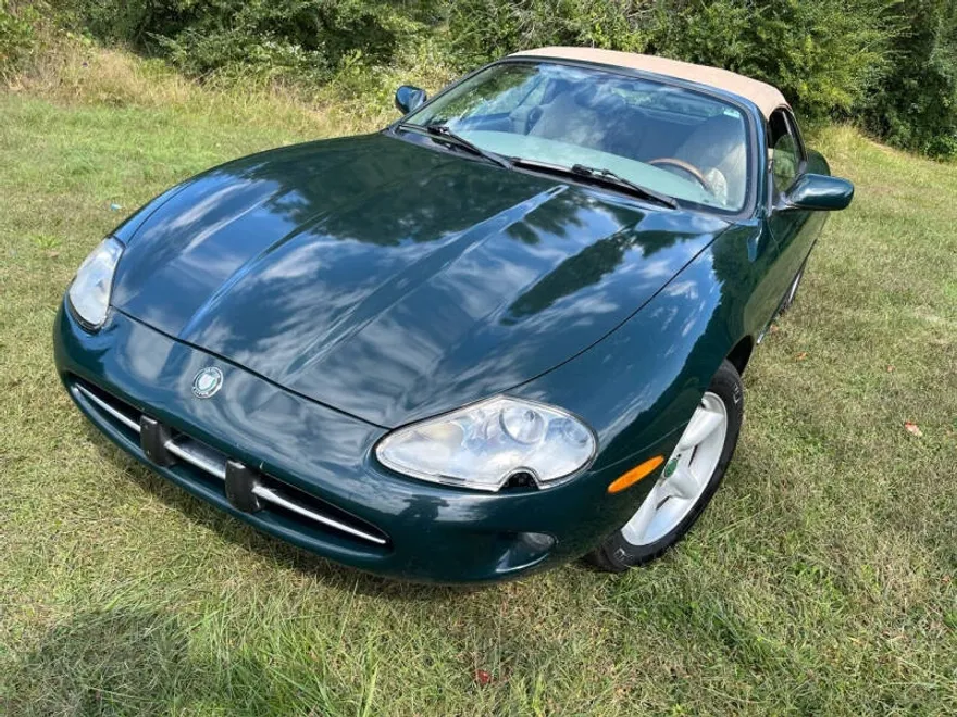 1999 Jaguar XK 8 Convertible photo 1