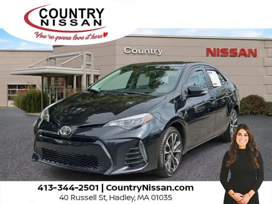 2017 Toyota Corolla XSE photo 1