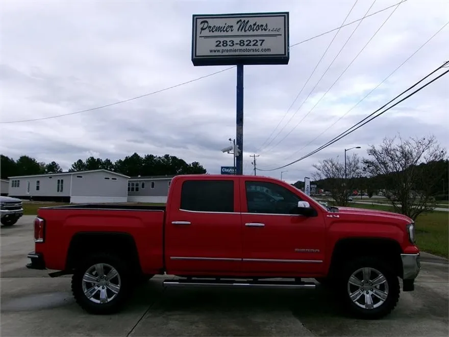 2017 Gmc Sierra 1500 SLT photo 1