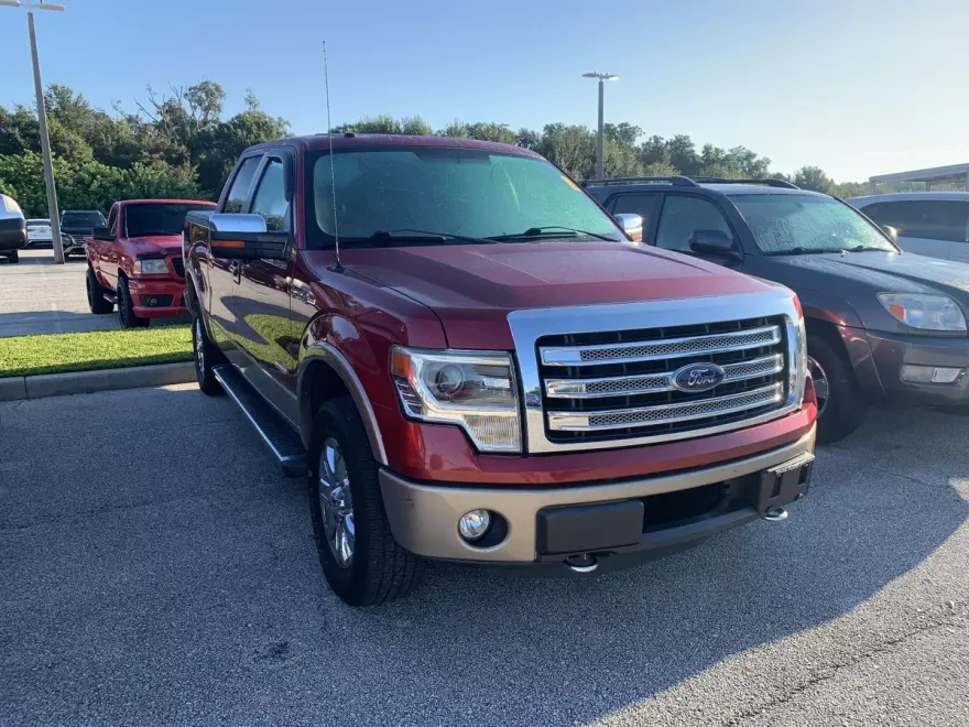 2013 Ford F-150 Lariat photo 1