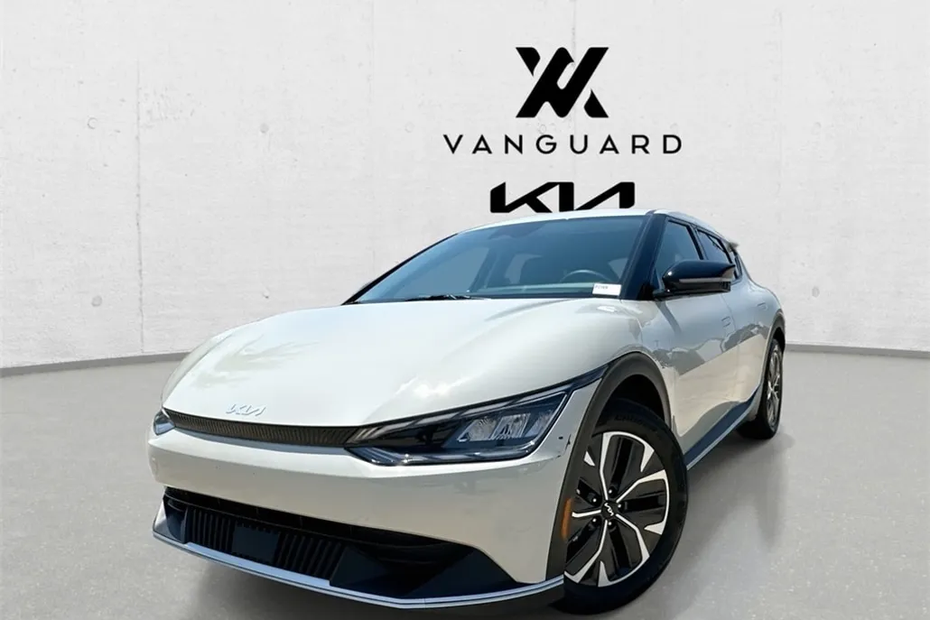 2024 Kia EV6 Light photo 1