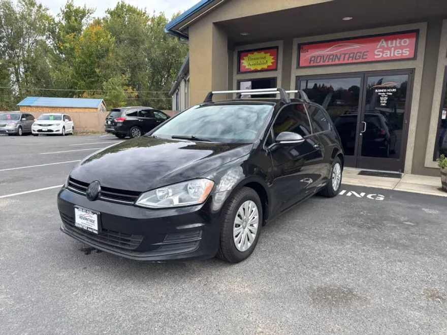 2015 Volkswagen Golf TSI Launch Edition photo 1