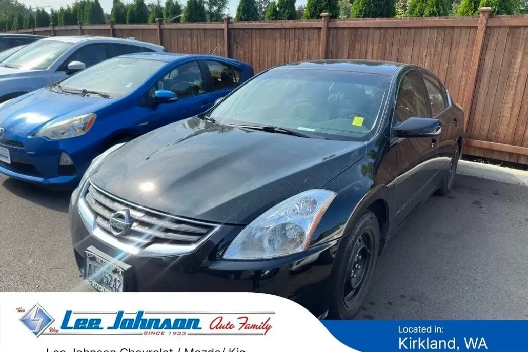 2012 Nissan Altima 2.5 S photo 1
