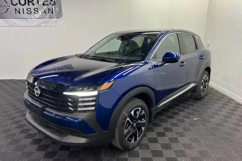 2025 Nissan Kicks SV photo 1
