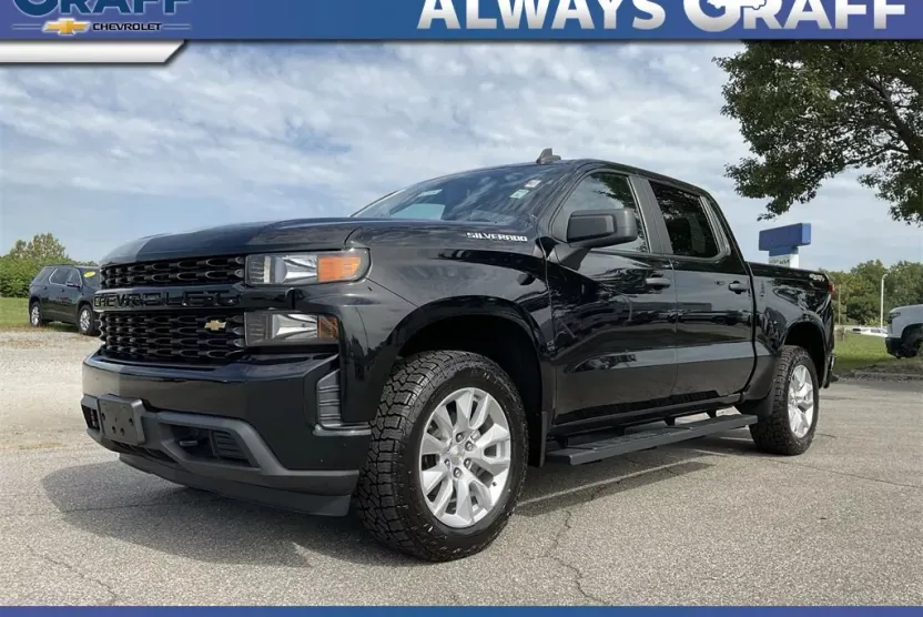2021 Chevrolet Silverado 1500 Custom photo 1