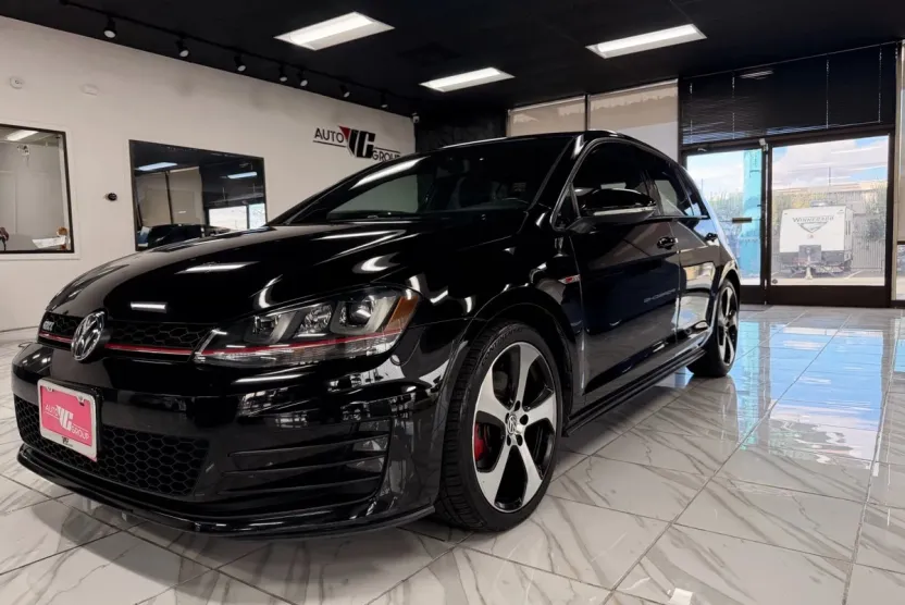 2016 Volkswagen Golf GTI Base SE Autobahn photo 1