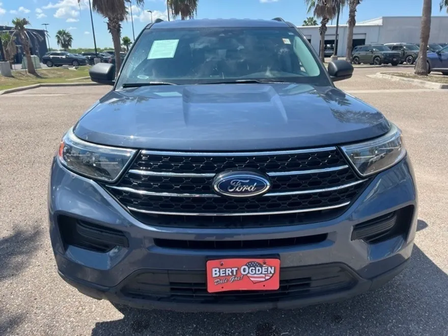 2021 Ford Explorer XLT photo 1