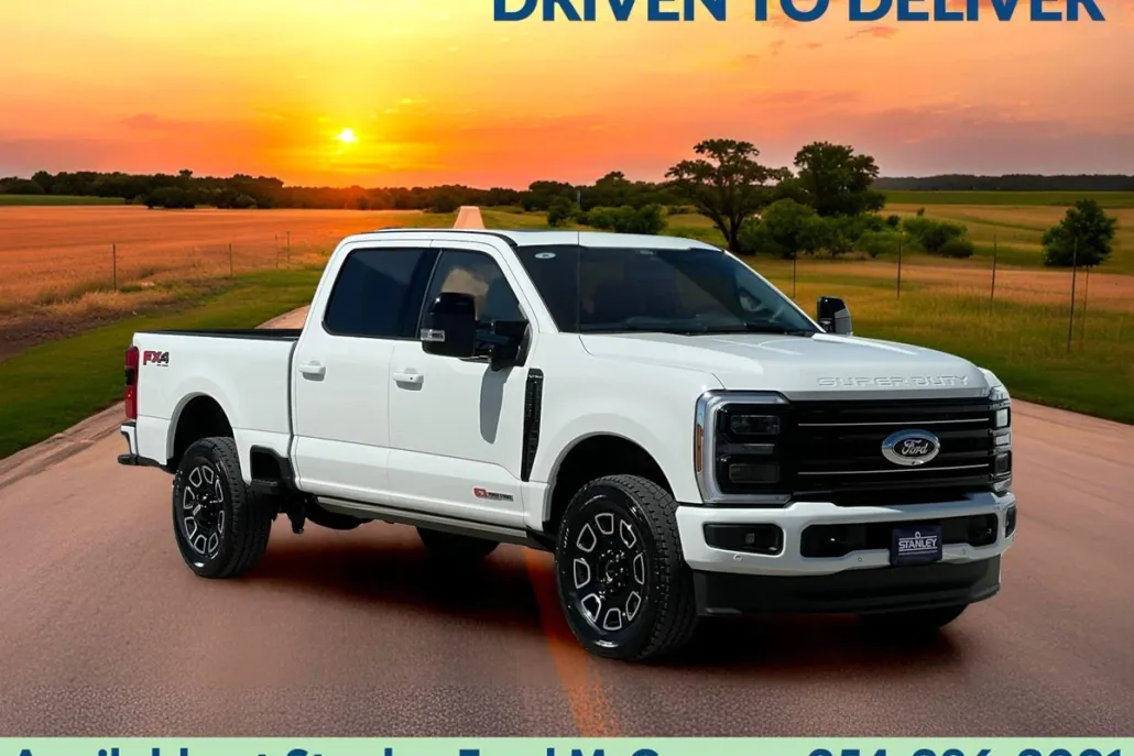2025 Ford F-250 Platinum photo 1
