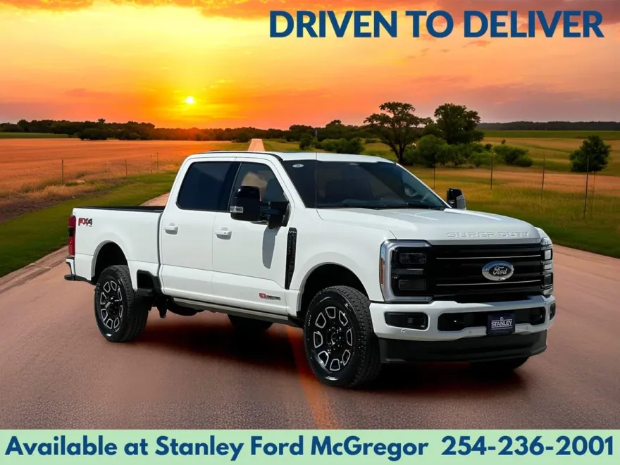 2025 Ford F-250 Platinum photo 1