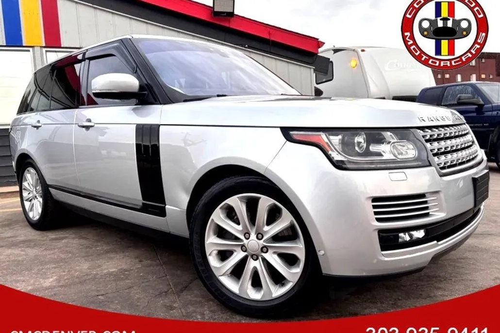 2017 Land Rover Range Rover HSE photo 1