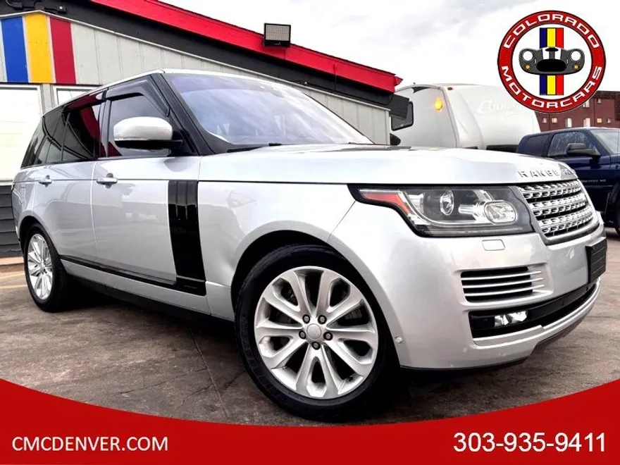 2017 Land Rover Range Rover HSE photo 1