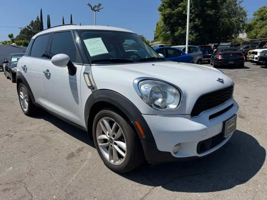 2014 Mini Countryman S photo 1