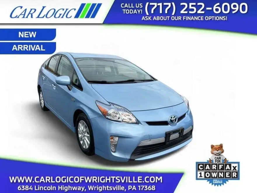 2012 Toyota Prius Plug-in Hybrid Advanced photo 1