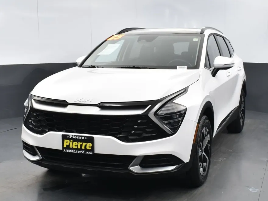2025 Kia Sportage EX photo 1