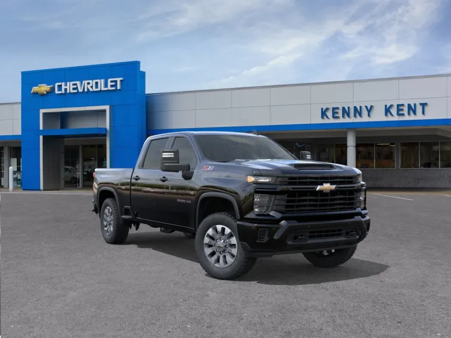 2026 Chevrolet Silverado 2500HD Custom photo 1