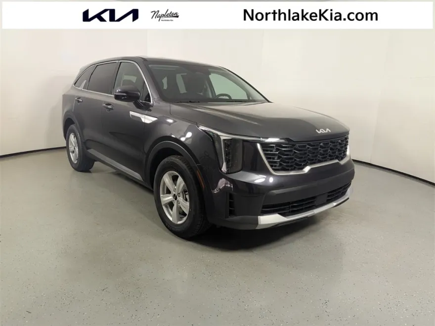 2026 Kia Sorento LX photo 1