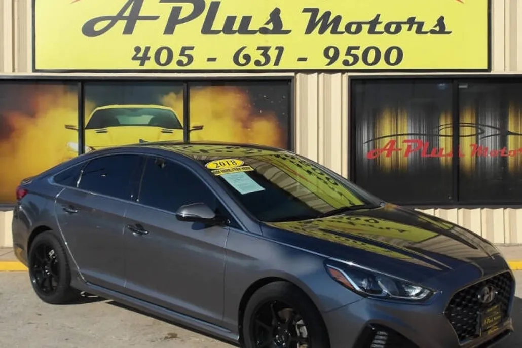 2018 Hyundai Sonata Sport photo 1