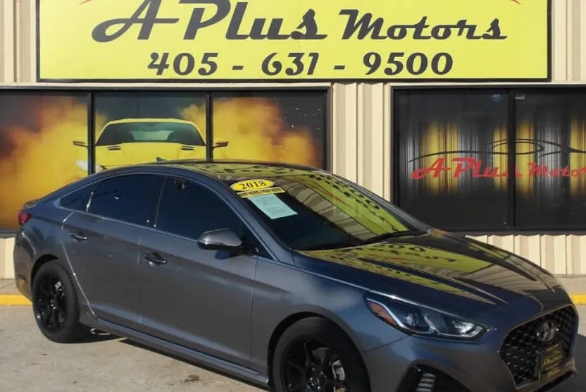 2018 Hyundai Sonata Sport photo 1