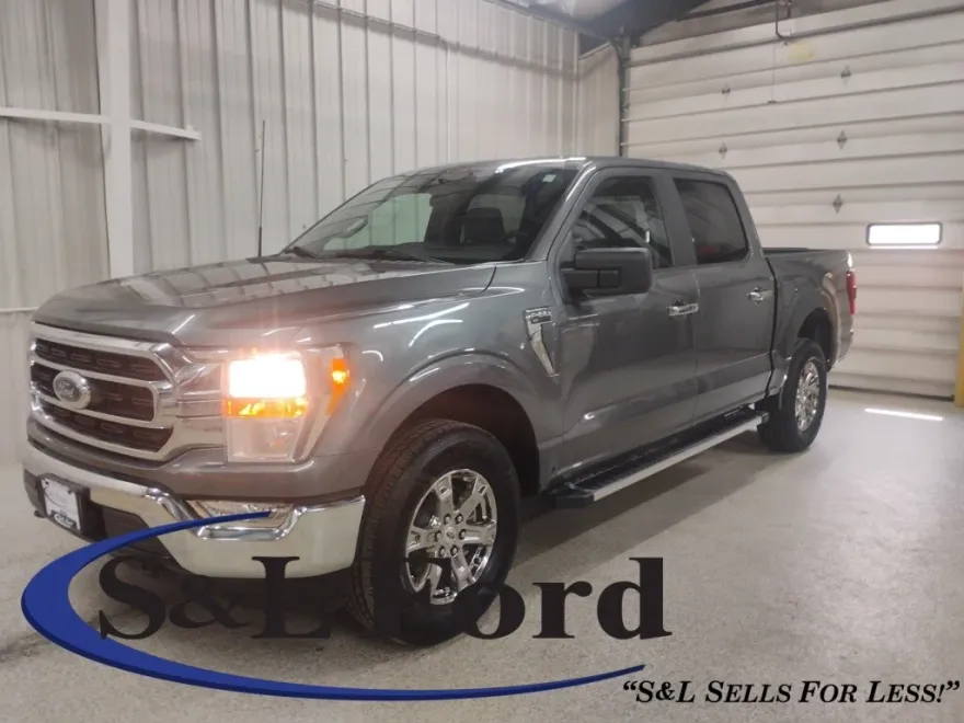2023 Ford F-150 XLT photo 1