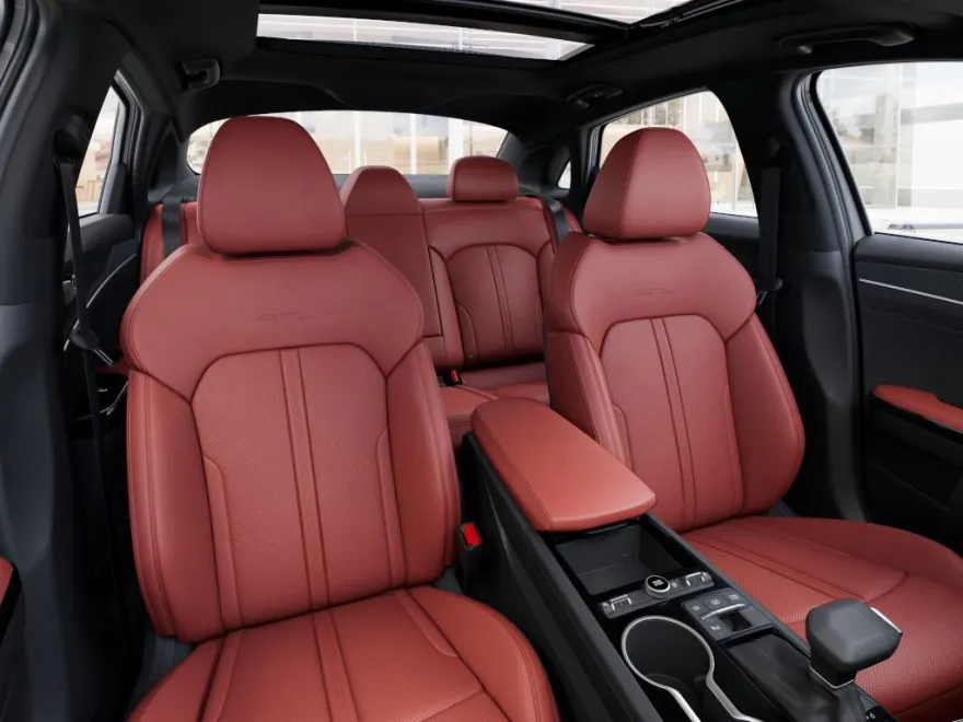 2026 Kia K5 GT-Line photo 1