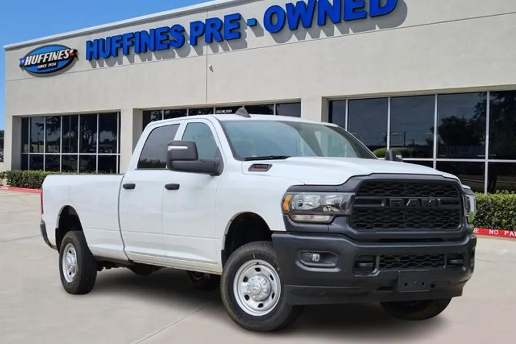 2024 Ram 2500 Tradesman photo 1